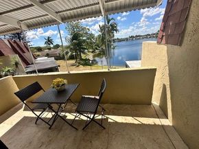 8920 Palm Tree Ln 8920, Pembroke Pines FL 33024