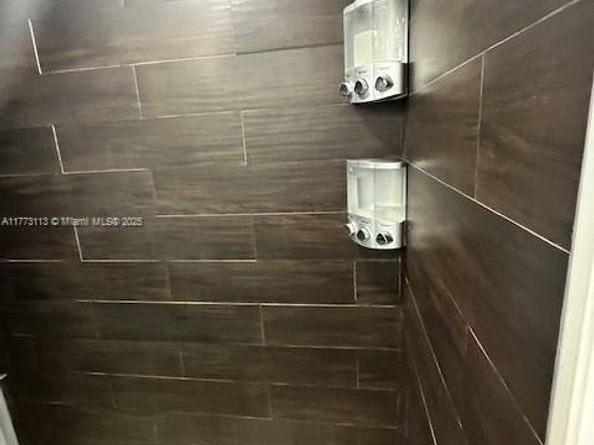 8920 Palm Tree Ln 8920, Pembroke Pines FL 33024