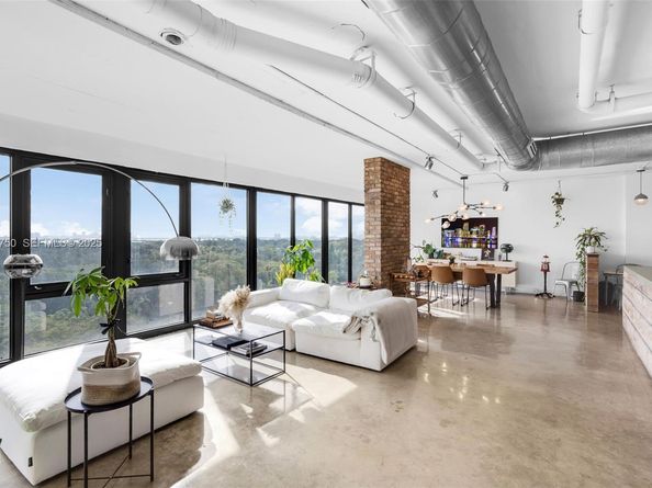 5701 Biscayne Blvd PH9, Miami FL 33137