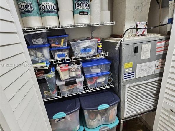 20160 NE 3rd Ct 8, Miami FL 33179