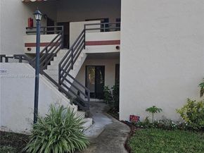 20160 NE 3rd Ct 8, Miami FL 33179