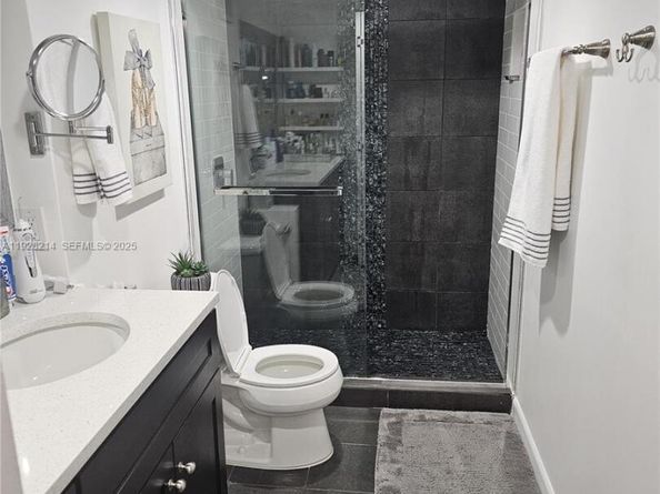 20160 NE 3rd Ct 8, Miami FL 33179