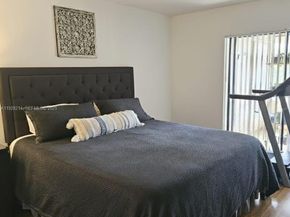 20160 NE 3rd Ct 8, Miami FL 33179