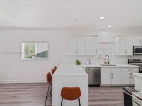 1941 NW 151st St, Miami Gardens FL 33054