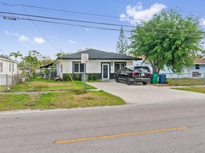 1941 NW 151st St, Miami Gardens FL 33054