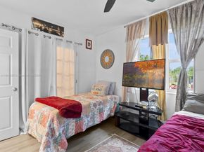 609 SW 2nd Ave, Hallandale Beach FL 33009