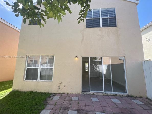 3310 Indian Key Blvd, Margate FL 33063