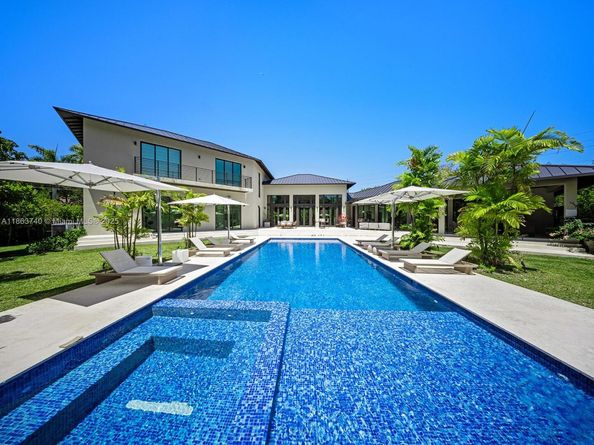 5700 SW 91st St, Pinecrest FL 33156
