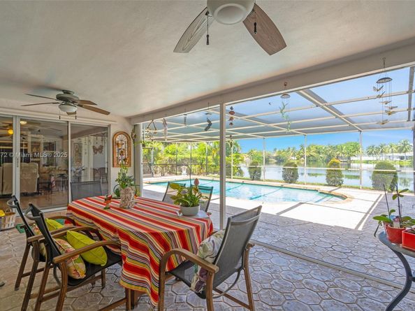 16561 Royal Poinciana Dr, Weston FL 33326