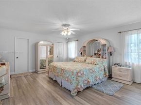 16561 Royal Poinciana Dr, Weston FL 33326