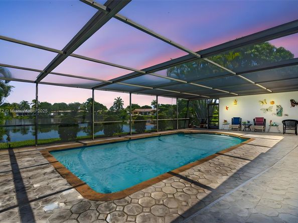 16561 Royal Poinciana Dr, Weston FL 33326