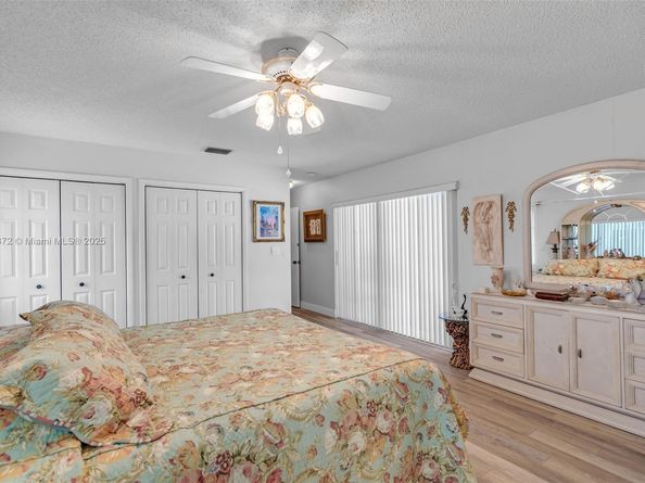 16561 Royal Poinciana Dr, Weston FL 33326