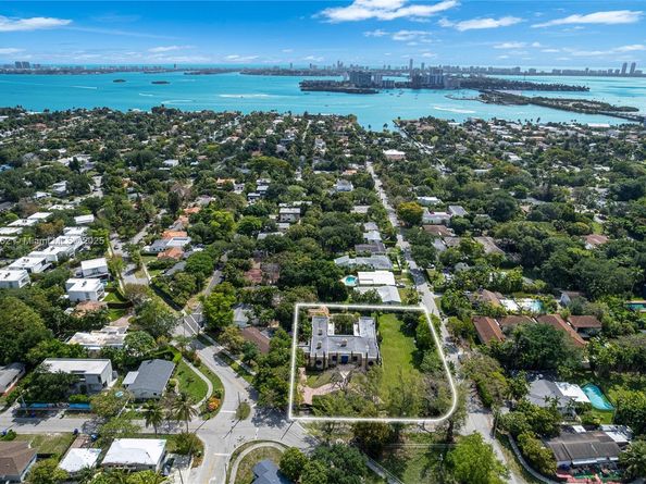 8447 E Dixie Hwy, Miami FL 33138