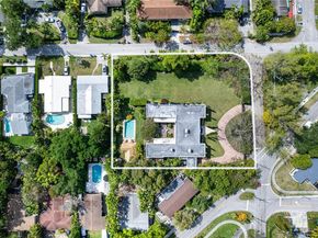 8447 E Dixie Hwy, Miami FL 33138