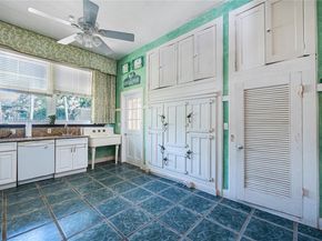 8447 E Dixie Hwy, Miami FL 33138