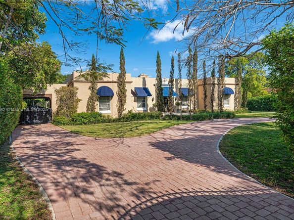 8447 E Dixie Hwy, Miami FL 33138