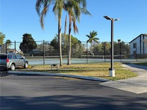 201 Lake Pointe Dr 202, Oakland Park FL 33309