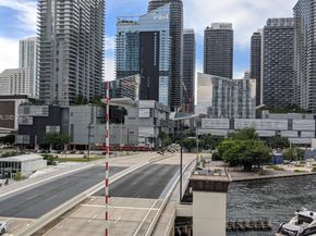 350 S Miami Ave 1901, Miami FL 33130