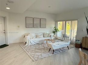 8999 NW 107th Ct 2161, Doral FL 33178