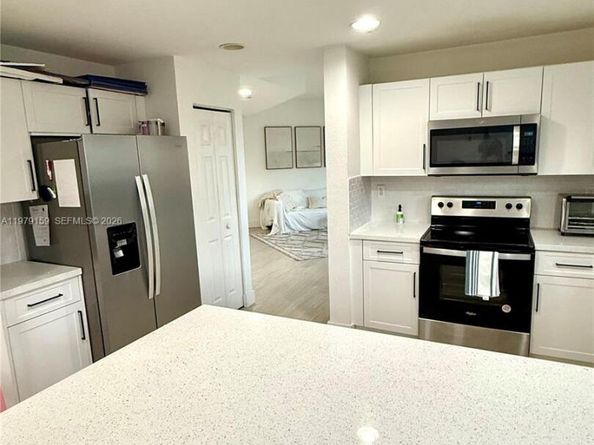 8999 NW 107th Ct 2161, Doral FL 33178