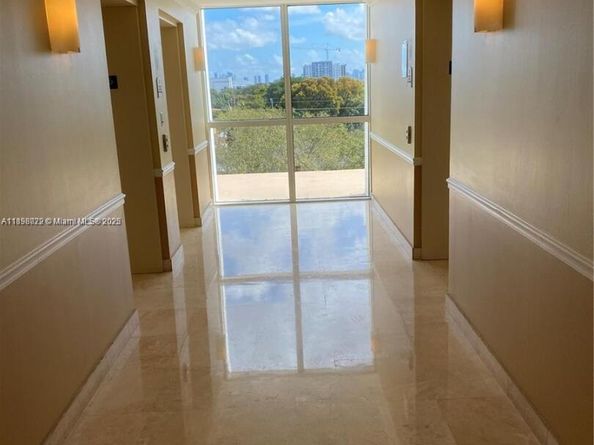 117 NW 42nd Ave 507, Miami FL 33126