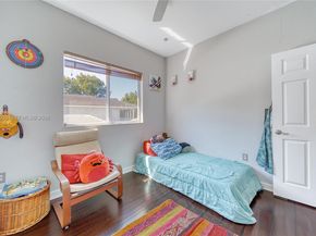 3228 SE 3rd Dr, Homestead FL 33033