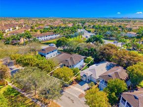 3228 SE 3rd Dr, Homestead FL 33033