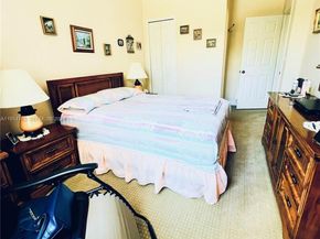 2499 SE 14th St, Homestead FL 33035