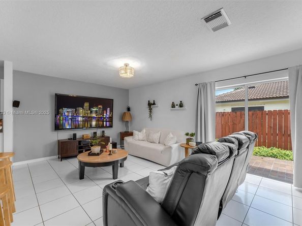 14011 SW 151st Ave, Miami FL 33196