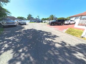 20610 SW 125th Ct, Miami FL 33177