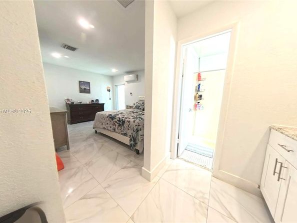 20610 SW 125th Ct, Miami FL 33177