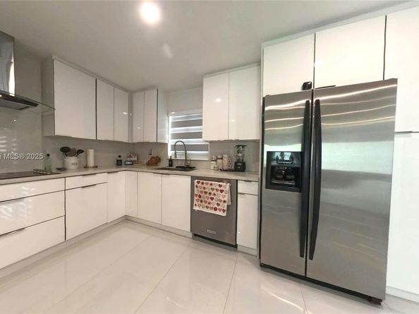 20610 SW 125th Ct, Miami FL 33177