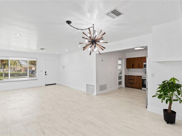 230 SW 29th Ave, Fort Lauderdale FL 33312