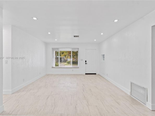 230 SW 29th Ave, Fort Lauderdale FL 33312