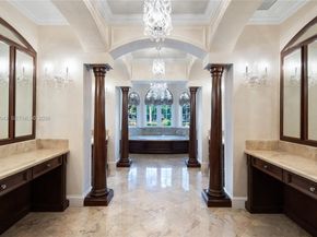 4620 Granada Blvd, Coral Gables FL 33146