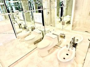 2000 Island Blvd 1801, Aventura FL 33160