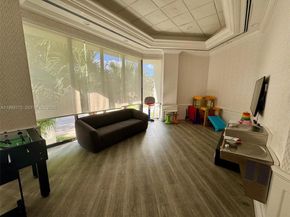 2000 Island Blvd 1801, Aventura FL 33160