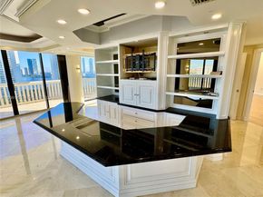 2000 Island Blvd 1801, Aventura FL 33160