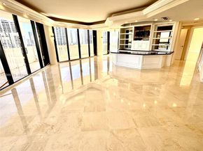 2000 Island Blvd 1801, Aventura FL 33160