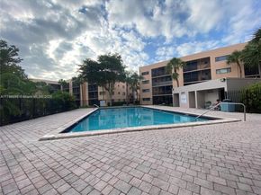 8730 SW 133rd Ave Rd 308, Miami FL 33183