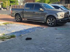 150 NW 17th Ct, Miami FL 33125