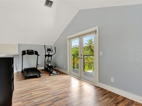 14100 SW 21st St, Davie FL 33325