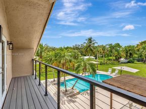 14100 SW 21st St, Davie FL 33325
