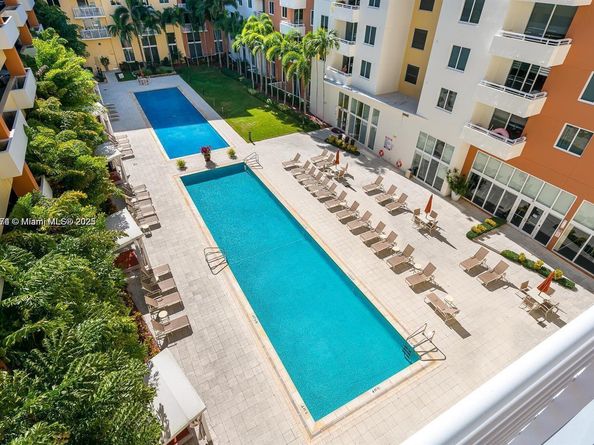 2775 NE 187th St 326, Aventura FL 33180
