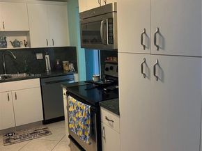 8335 SW 72nd Ave 212D, Miami FL 33143