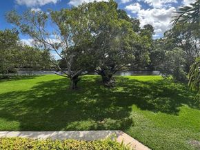 8335 SW 72nd Ave 212D, Miami FL 33143