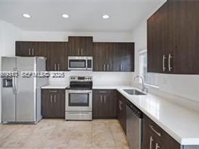 1121 NW 41st Ln, Lauderhill FL 33313