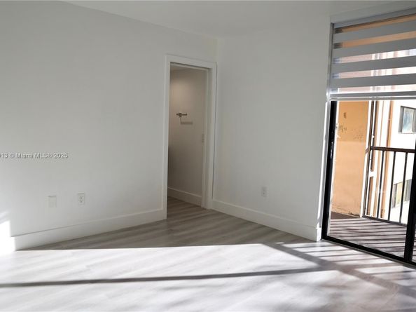 8730 SW 133rd Ave Rd 216, Miami FL 33183