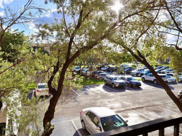 8730 SW 133rd Ave Rd 216, Miami FL 33183