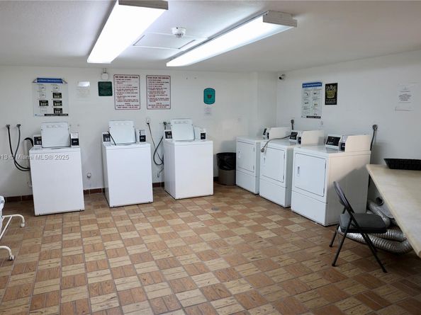 8730 SW 133rd Ave Rd 216, Miami FL 33183